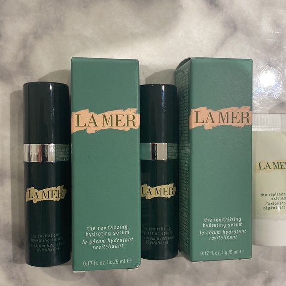 ✨LOT OF LA MER REVITALIZING HYDRATING SERUM AND REPLENISHING OIL EXFOLIATOR✨ - Picture 3 of 6